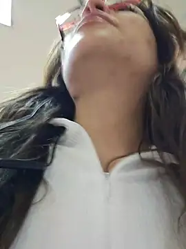 mmmVirginia online show from October 2025 07:02:02 PM