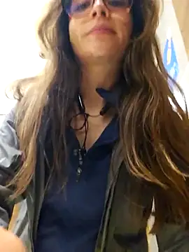 mmmVirginia online show from November 2025 06:46:02 PM