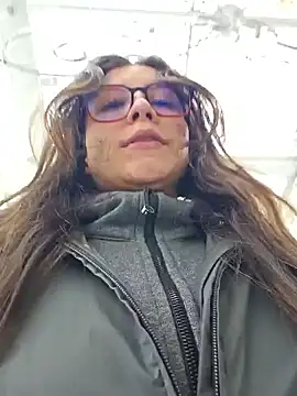 mmmVirginia online show from November 2025 07:14:02 PM