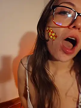 mmmVirginia online show from October 2025 12:42:01 AM