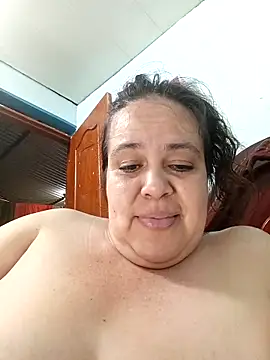 lunanataly online show from February 2026 12:49:01 PM