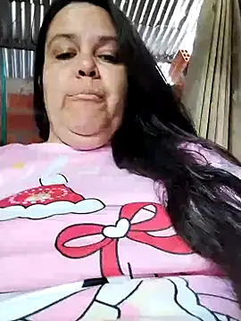 Snapshot of lunanataly chatting on November 2025 02:39:02 PM lunanataly online show from November 2025 02:39:02 PM