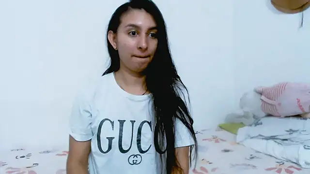 Alyson0001 online show from February 2025 03:46:02 AM