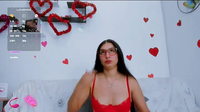 Alyson0001 online show from March 2026 09:33:02 PM