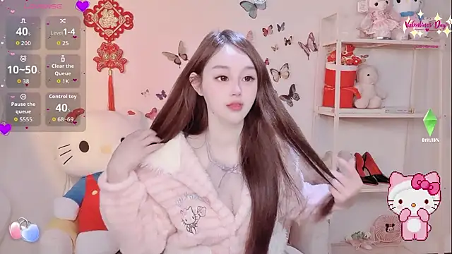 Kiss-18 online show from February 2026 01:11:01 PM