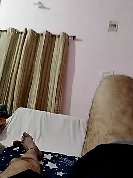 roadtucker123 online show from February 2025 05:40:02 PM