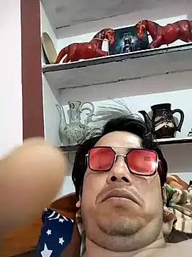 roadtucker123 online show from February 2025 04:36:02 PM