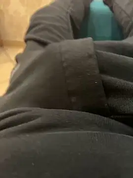 Snapshot of Teloficco chatting on December 2024 12:00:02 AM Teloficco online show from December 2024 12:00:02 AM