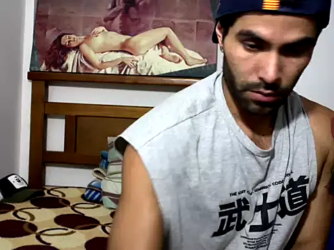 hideonbush051 online show from November 2025 12:00:02 PM