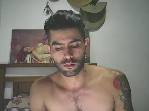 Snapshot of hideonbush051 chatting on September 2025 10:09:02 PM hideonbush051 online show from September 2025 10:09:02 PM