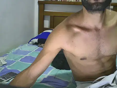 Snapshot of hideonbush051 chatting on September 2025 03:17:01 PM hideonbush051 online show from September 2025 03:17:01 PM