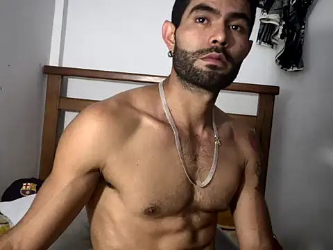 hideonbush051 online show from May 2026 12:52:01 PM