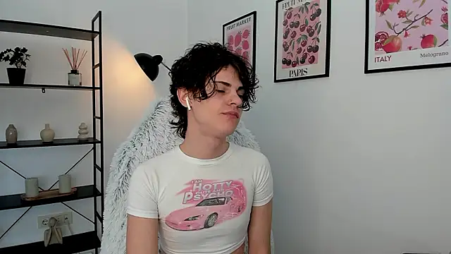 Snapshot of little_femb0y chatting on February 2026 12:49:02 PM little femb0y online show from February 2026 12:49:02 PM