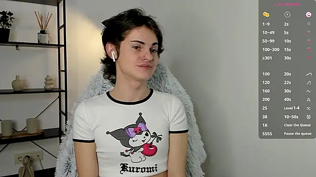 Snapshot of little_femb0y chatting on February 2026 02:38:02 PM little femb0y online show from February 2026 02:38:02 PM