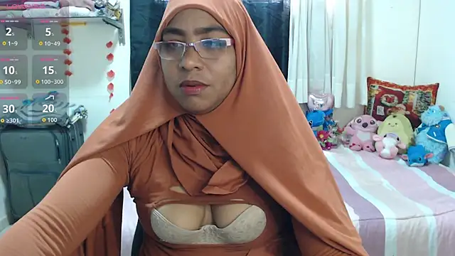 Aaliyah brown online show from November 2025 03:15:01 PM