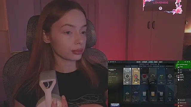 Snapshot of _MayShy_ chatting on October 2025 01:23:02 PM MayShy online show from October 2025 01:23:02 PM