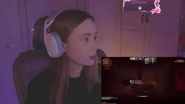 Snapshot of _MayShy_ chatting on October 2025 05:48:01 AM MayShy online show from October 2025 05:48:01 AM