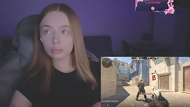 Snapshot of _MayShy_ chatting on November 2025 09:15:02 PM MayShy online show from November 2025 09:15:02 PM