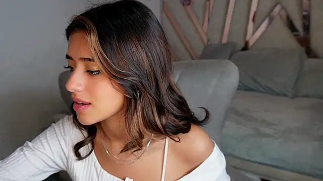 Rebecca 055 online show from December 2025 09:50:01 PM