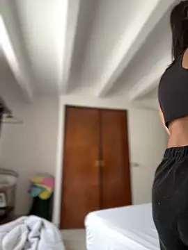 Salome golvert online show from April 2026 04:12:02 PM