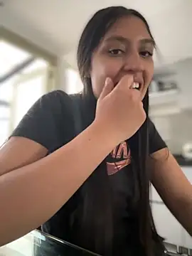 Salome golvert online show from September 2025 08:59:01 PM