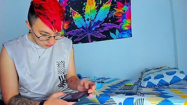 Sexyboy 666 online show from January 2026 12:34:01 PM