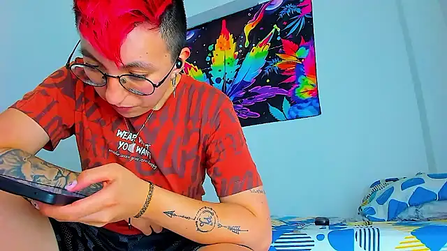 Sexyboy 666 online show from January 2026 07:17:01 PM