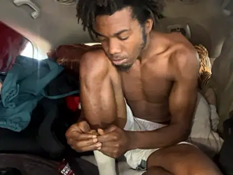 SlimeCrownzOut5 online show from January 2026 05:06:01 PM