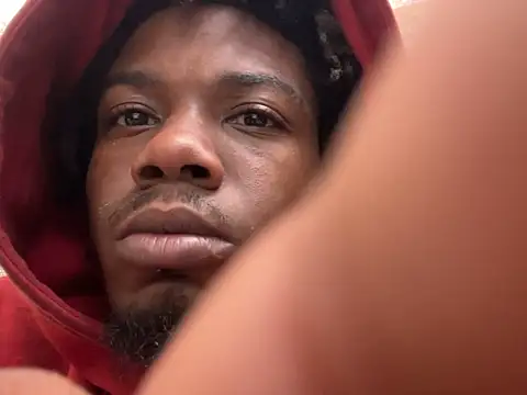 Snapshot of SlimeCrownzOut5 chatting on November 2025 04:43:02 PM SlimeCrownzOut5 online show from November 2025 04:43:02 PM