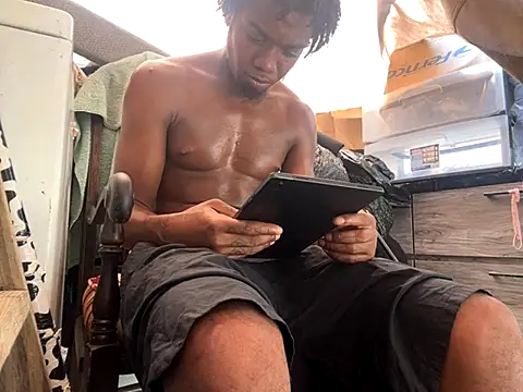 Snapshot of SlimeCrownzOut5 chatting on September 2025 05:16:02 PM SlimeCrownzOut5 online show from September 2025 05:16:02 PM