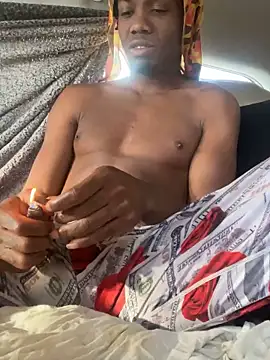 Snapshot of SlimeCrownzOut5 chatting on January 2025 03:07:02 PM SlimeCrownzOut5 online show from January 2025 03:07:02 PM