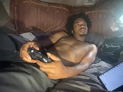 SlimeCrownzOut5 online show from April 2026 06:55:01 PM