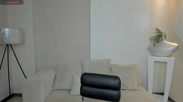 Snapshot of AnaisNin chatting on July 2026 10:54:01 AM AnaisNin online show from July 2026 10:54:01 AM