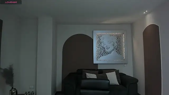 AnaisNin online show from May 2026 11:07:02 AM