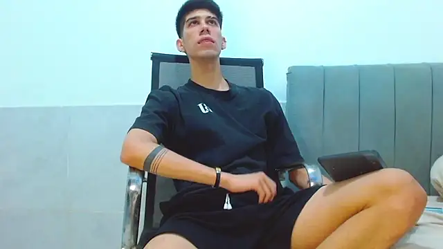 jhony-sex online show from May 2026 07:23:01 AM