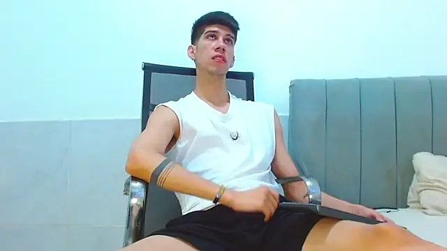 jhony-sex online show from June 2026 09:36:01 AM