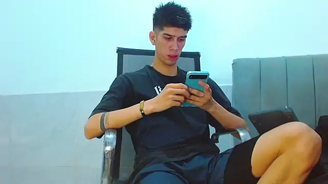 jhony-sex online show from May 2026 06:22:01 AM