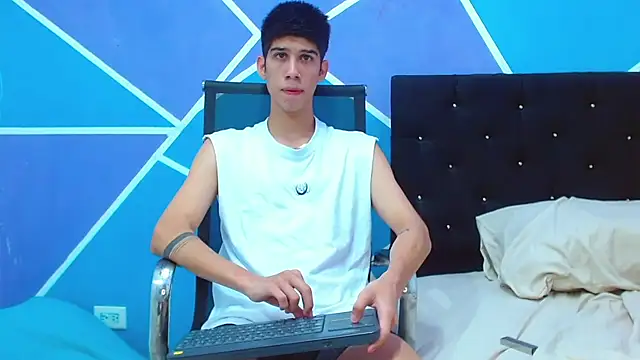 Snapshot of jhony-sex chatting on February 2025 08:24:02 AM jhony-sex online show from February 2025 08:24:02 AM