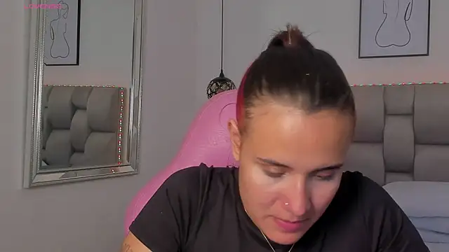 Susan-Sweet-7 online show from December 2025 09:20:02 PM