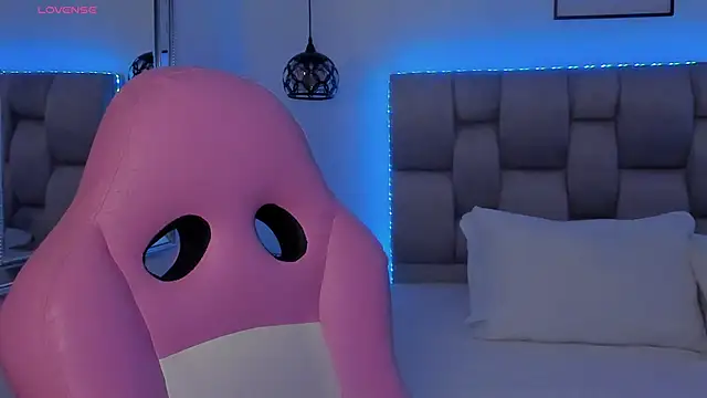 Susan-Sweet-7 online show from February 2026 08:30:02 PM