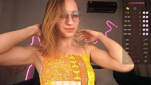 Snapshot of anna54784 chatting on September 2025 03:46:02 AM anna54784 online show from September 2025 03:46:02 AM