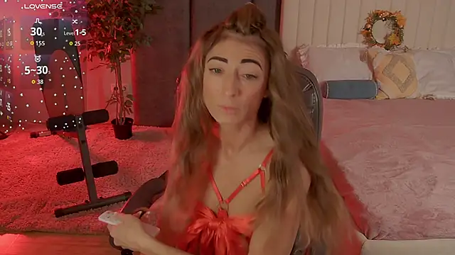 Snapshot of _F_R_A_U_ chatting on November 2025 01:09:02 AM F R A U online show from November 2025 01:09:02 AM