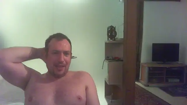 Snapshot of Mike_12hot chatting on February 2026 06:54:01 PM Mike 12hot online show from February 2026 06:54:01 PM