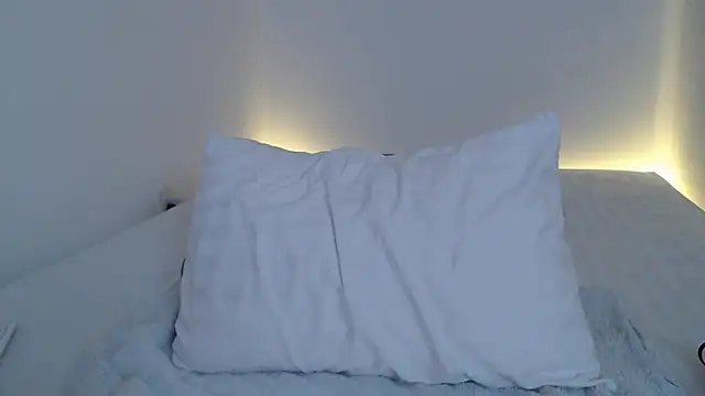 Snapshot of __Meow chatting on January 2025 05:42:02 AM Meow online show from January 2025 05:42:02 AM