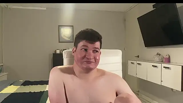 Lorenzo hernandez online show from November 2025 08:01:02 PM