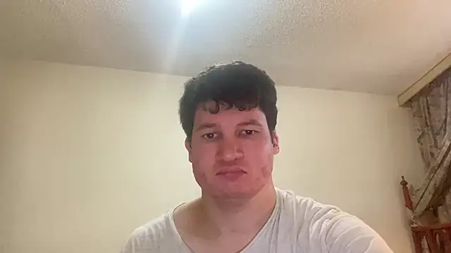 Lorenzo hernandez online show from February 2025 10:11:02 PM