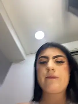 Snapshot of IrisBaker chatting on October 2025 09:13:02 PM IrisBaker online show from October 2025 09:13:02 PM