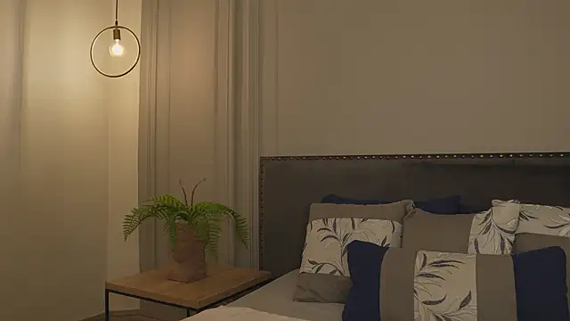 IrisBaker online show from February 2026 10:09:02 PM