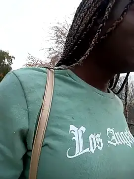 blackhotpartyts online show from December 2025 03:18:02 PM