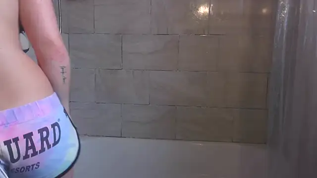 paytonkelly online show from March 2026 02:32:02 PM